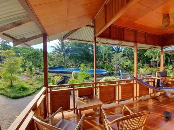 Two Fish Resort Бунакен Екстер'єр фото